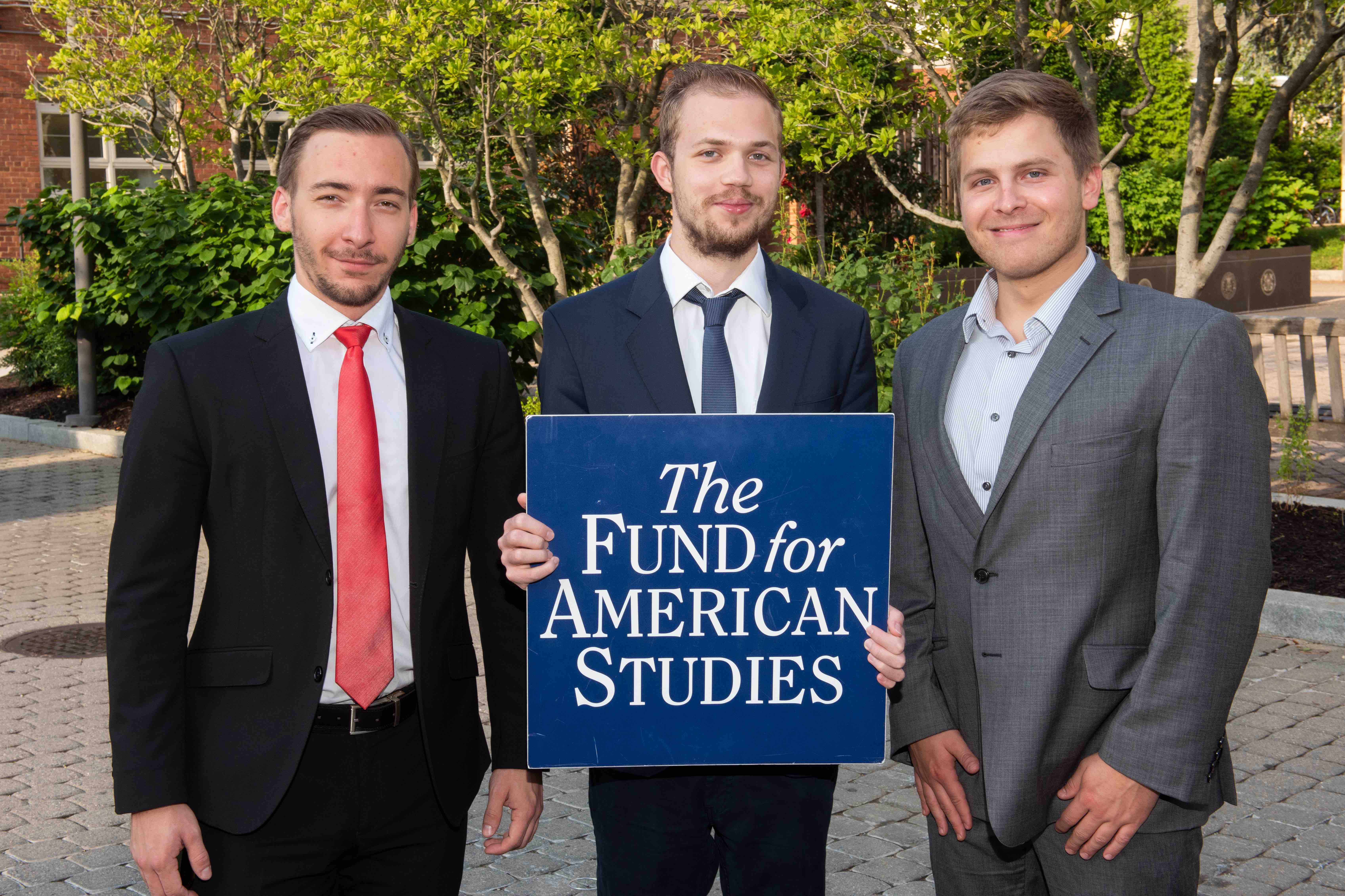 First Széll Kálmán Fellows Graduate from TFAS’ Summer Programs